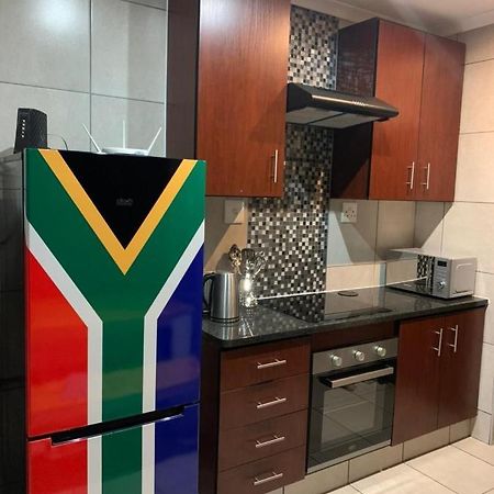 Rhino House With 3 Bedrooms Next To Pilanesberg And Sun City Mogwase Exterior foto